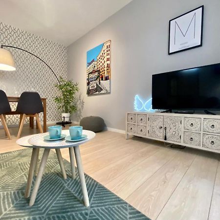 Charming Lavapies Apartment Madrid Bagian luar foto
